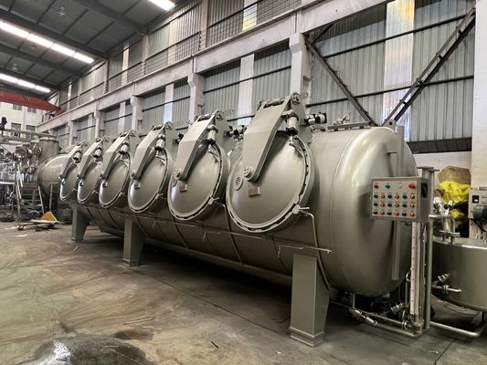 Un buon prezzo. Macchina per la tintura di filati in matassa a spruzzo ad alta temperatura SUS 316L a basso rapporto bagno in linea